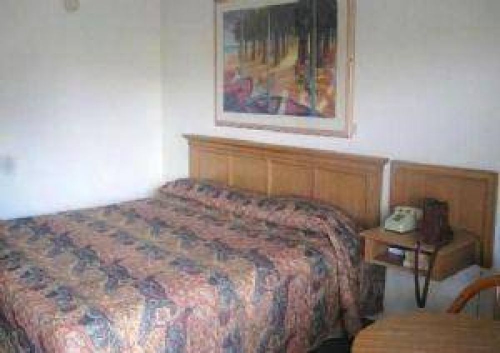 Asaltan a pareja que hab�a entrado a un motel