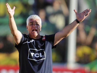De Felippe: "ser�a un orgullo dirigirlo en Primera"