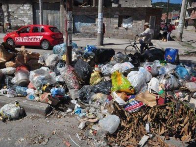 Malestar de vecinos por basurales