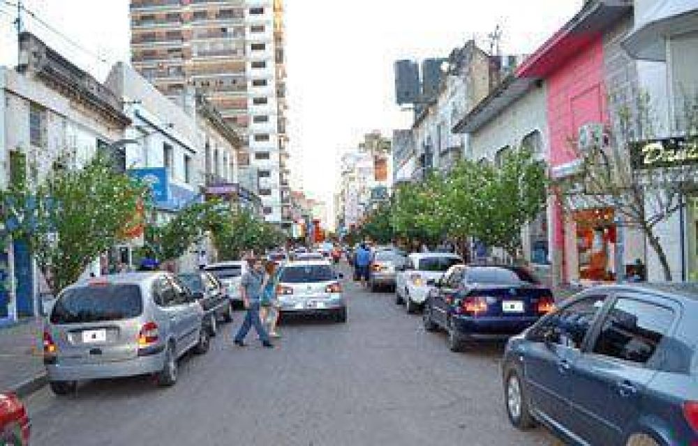 Estacionamiento en doble mano: por qu� s� para las fiestas y no el resto del a�o