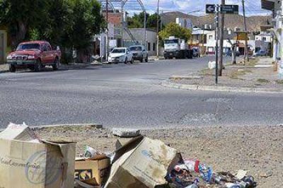 LATINI LE SALI� A PEDIR A C�RDOBA QUE SE OCUPE DE LIMPIAR LAS CALLES DE CALETA