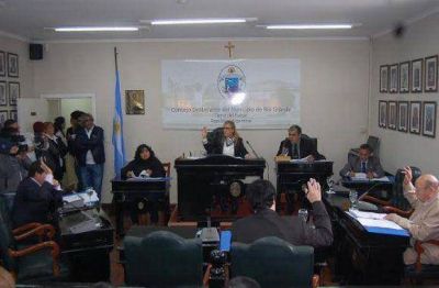 Tras un largo conflicto, el Concejo aprob� el presupuesto de la Municipalidad de R�o Grande
