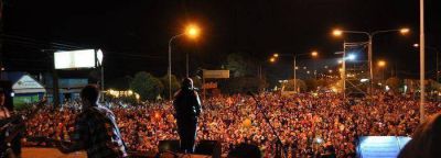 El Bahiano cautiv� al p�blico en la 50� Fiesta Provincial de los Reyes Magos