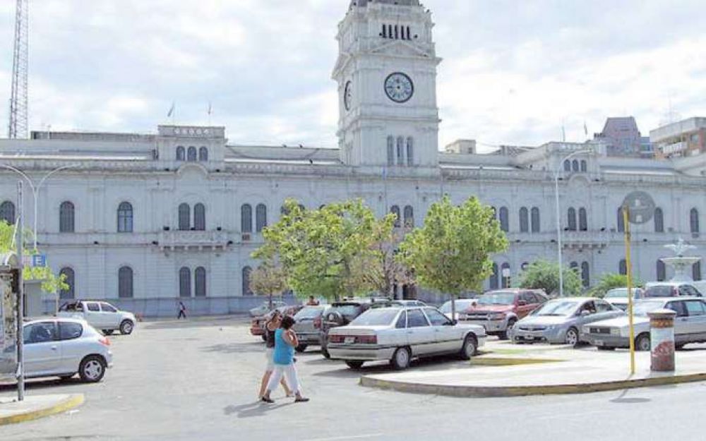 El Gobierno negociar� los salarios con un sector del gremialismo