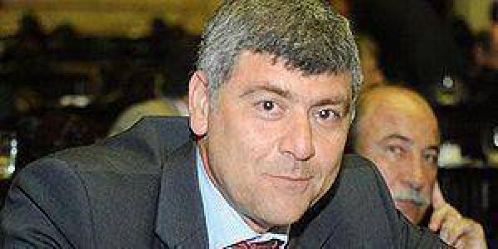 �Siempre estoy parado en la UCR�, dijo Buryaile