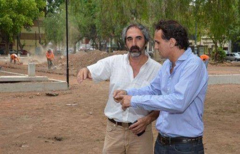 Katopodis supervis� las obras de Plaza Kennedy