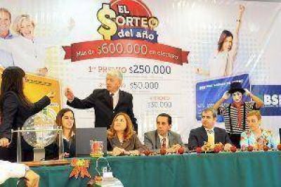 El BSE y Tarjeta Sol sortearon ayer m�s de $600 mil en efectivo