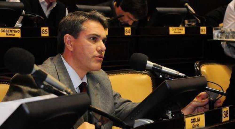 Para Gol�a la paritaria deber�a realizarse �en agosto del a�o anterior�