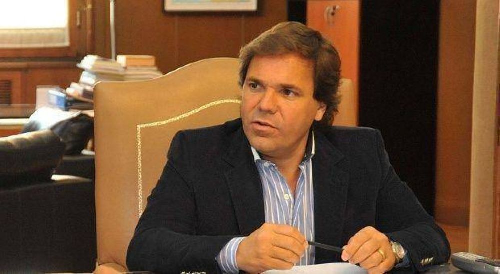 Alberto P�rez rechaz� paritarias anticipadas y pidi� a Massa ocuparse de "cosas m�s concretas"