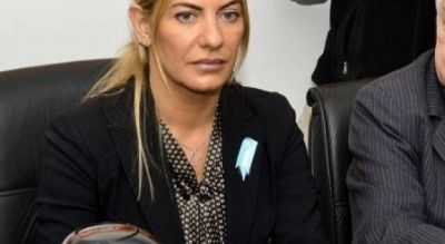 De Luc�a acus� de �demagogia� a Massa por Ley de Paritarias y pidi� �desdramatizar�