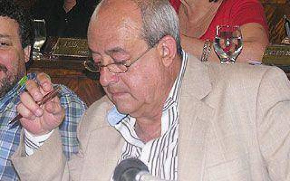 �El Intendente se puso el reclamo al hombro en todo momento�