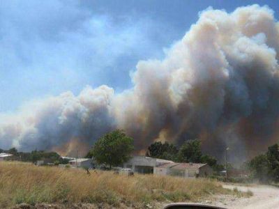 Situaci�n cr�tica por incendio en Claromec�: evacuaci�n e intervenci�n provincial