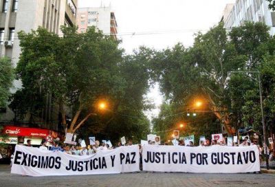 Otra marcha del dolor: familiares y amigos pidieron justicia por el crimen de Gustavo Pelegrina