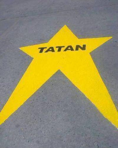 Pintaron una estrella amarilla para recordar a Jonathan Tu��n
