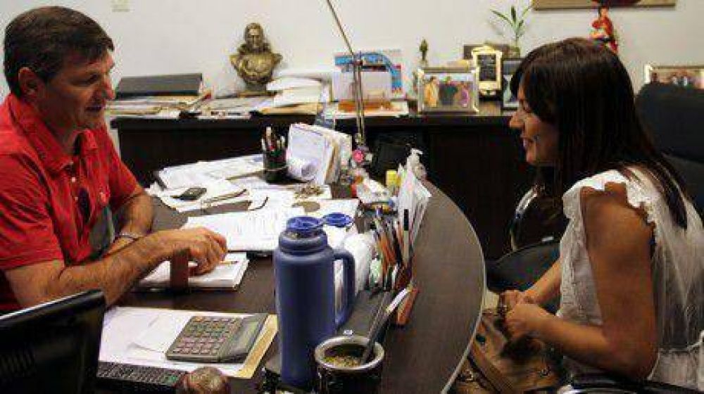 Ingrid Andr�s: secretaria de Desarrollo Social en el distrito de Lincoln
