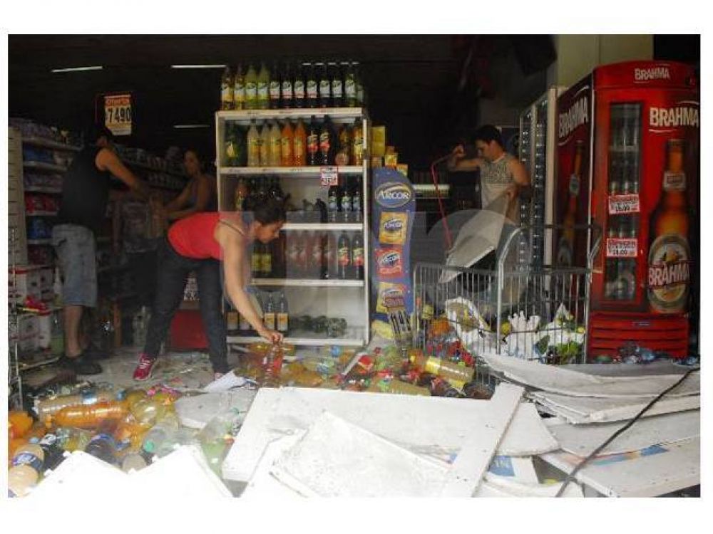 La provincia asistir� a comercios afectados durante la protesta policial