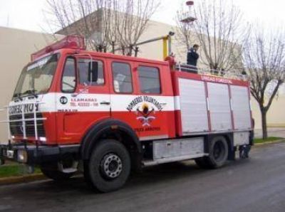 Los incendios de pastizales no dan tregua a los Bomberos