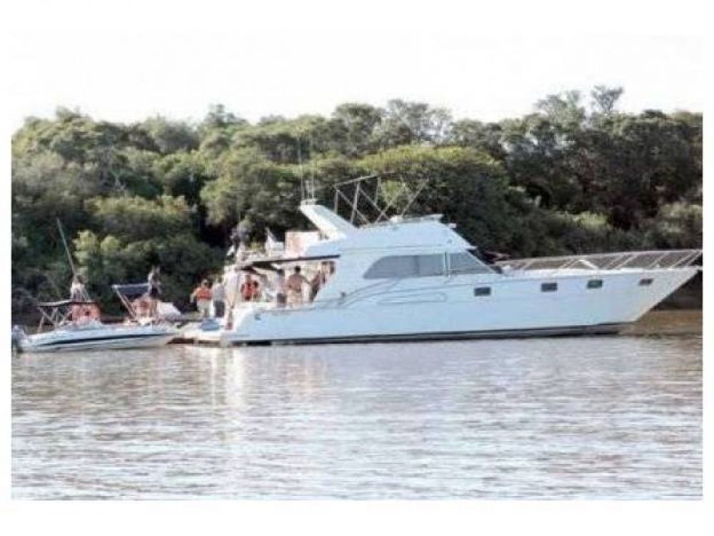 Sigue grave la hija del joven abogado fallecido en un barco