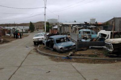 Persisten los reclamos por chatarra abandonada en la ciudad