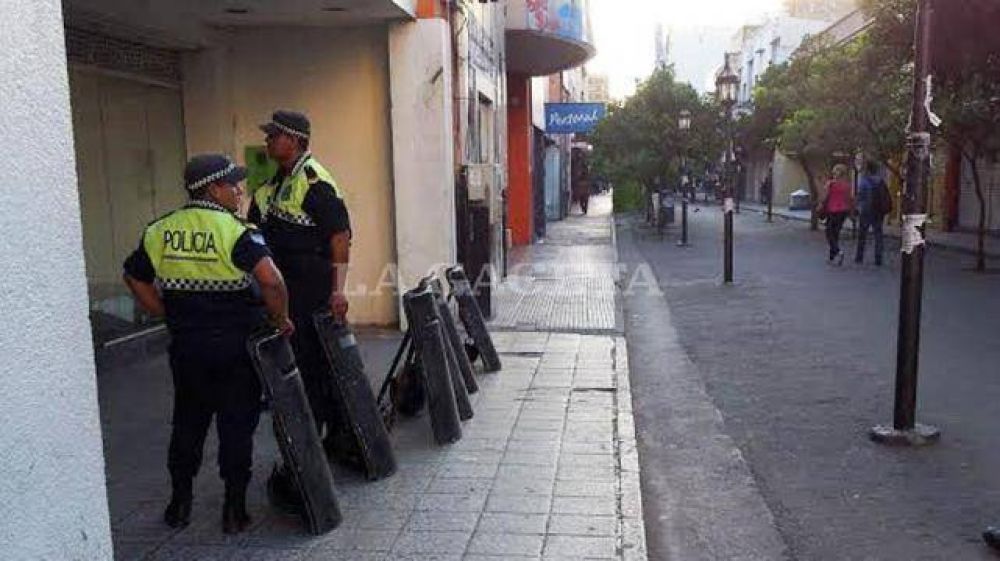 Blindan el microcentro para evitar que se instalen los vendedores ambulantes