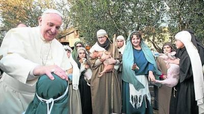 El Papa celebr� a los Reyes Magos ante una multitud en San Pedro
