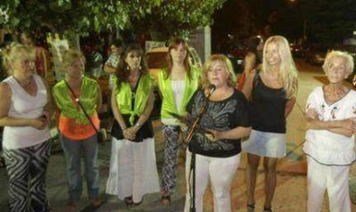 Concretaron el acto de cierre del Paseo Navide�o de la Calle Olaz�bal 