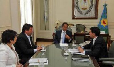 Scioli eval�a plan presentado por Edelap