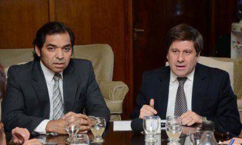 La Naci�n pedir� que P�rez cumpla metas de recaudaci�n y que limite el gasto en personal