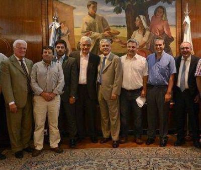 Anuncian autov�a que unir� Chacabuco y Jun�n
