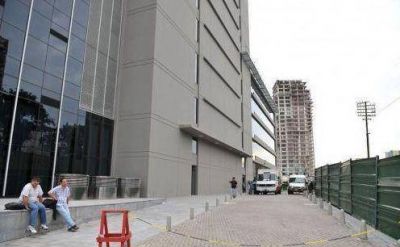En Vicente L�pez cuestionan el nuevo edificio de "La Naci�n"