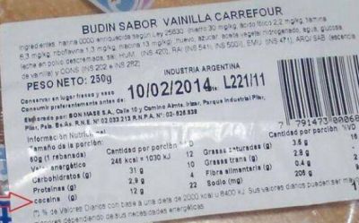 Inspeccionan f�brica en Pilar desde donde salieron budines con un r�tulo que dec�a �Coca�na�