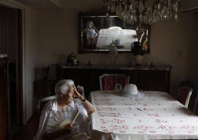 Tiene 93 a�os y pas� dos semanas encerrada por falta de luz