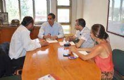El Gobierno Provincial y el Gobierno Municipal generan herramientas de desarrollo para emprendedores