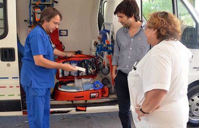 Adquieren aparatolog�a y equipos para ambulancias