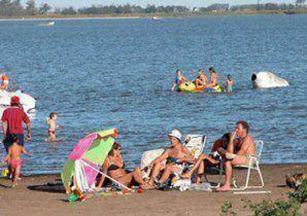 Casi 20 mil personas ingresaron este fin de semana al �Balneario Juninense�