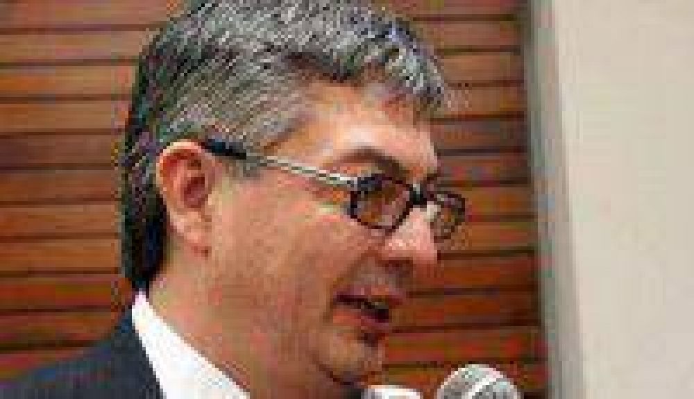 Asaltaron a un legislador provincial y los motochorros se llevaron 50 mil pesos