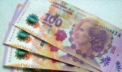 Alertan por circulaci�n de billetes de 100 pesos de Evita falsos en la Costa