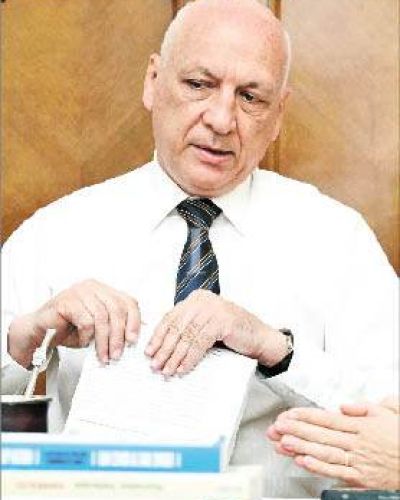 Bonfatti justific� abrir la PC y acept� la renuncia a P�rez Vara