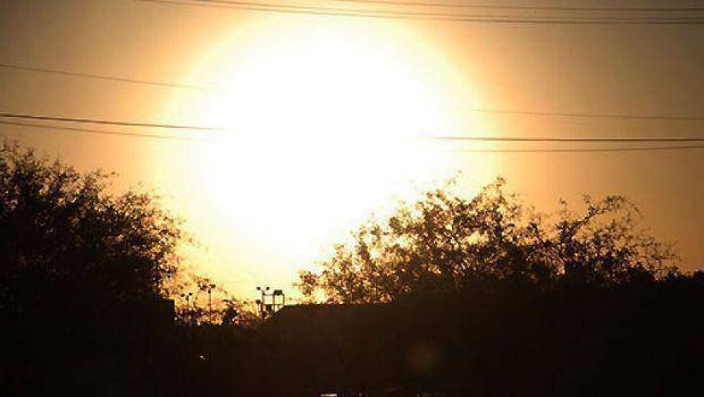 Se espera una m�xima de 42 grados en Santiago a pesar de la lluvia nocturna