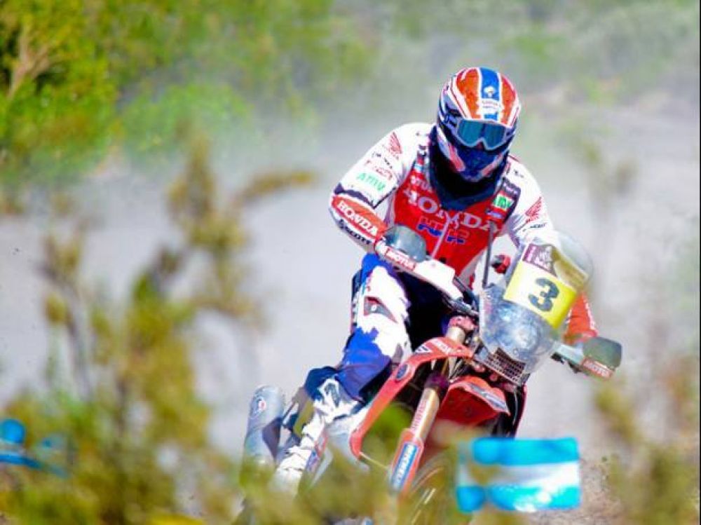 Ni el viento, ni el calor pudieron con el furor de la gente por vivir el rally Dakar en San Juan