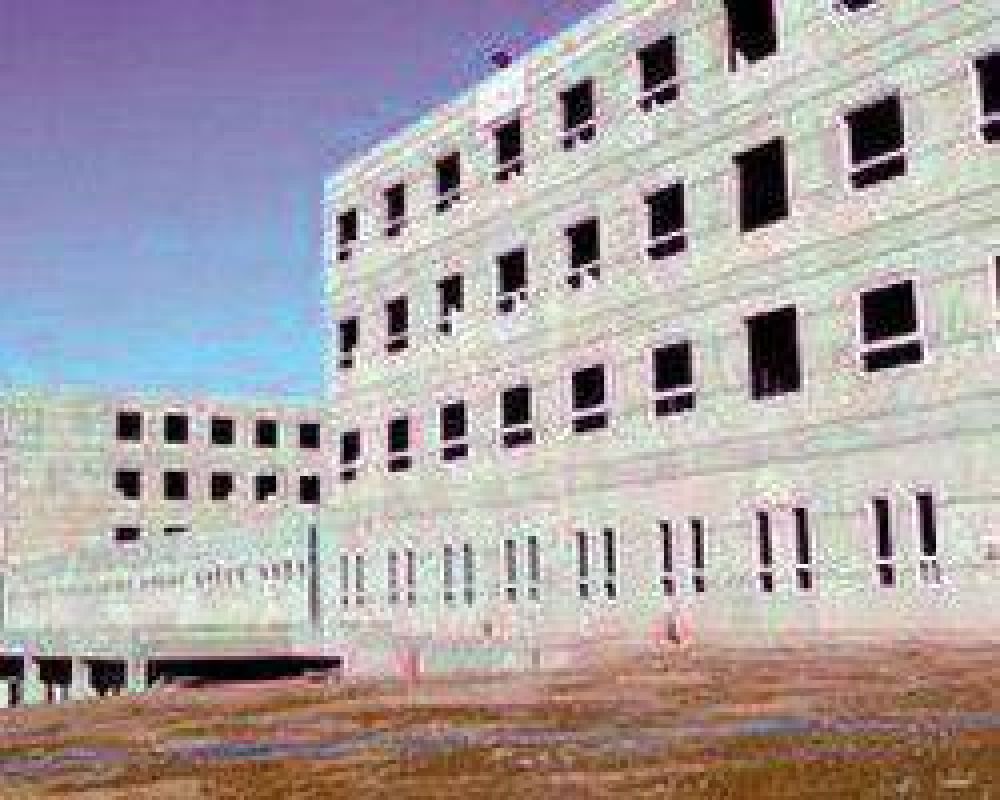 Finalizaci�n del hospital Rawson: a la UTE constructora le deben casi $24 millones