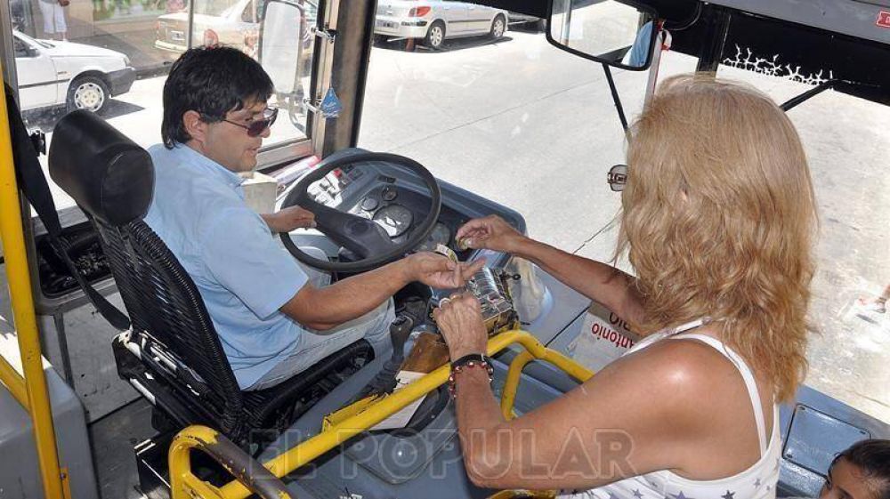 Por decreto, aumentan el boleto �nico de colectivos