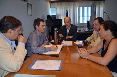 Municipio y Provincia se reunieron por el barrio Pikelado