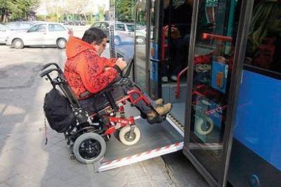 A la espera de la puesta en marcha del transporte p�blico con rampas para discapacitados
