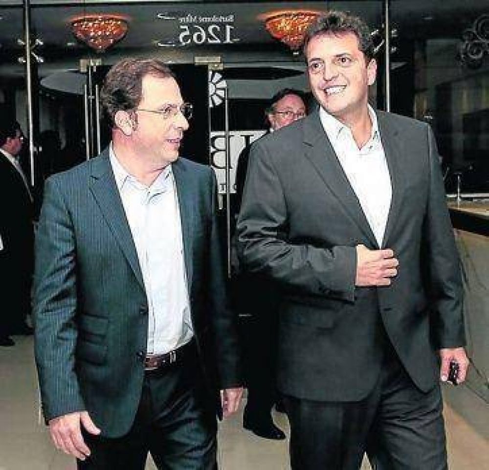 Giustozzi "tiene una doble moral"
