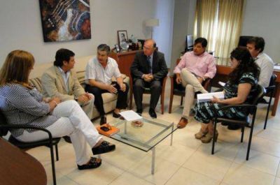 Provincia y Municipio de Resistencia coordinan acciones para prevenir el dengue