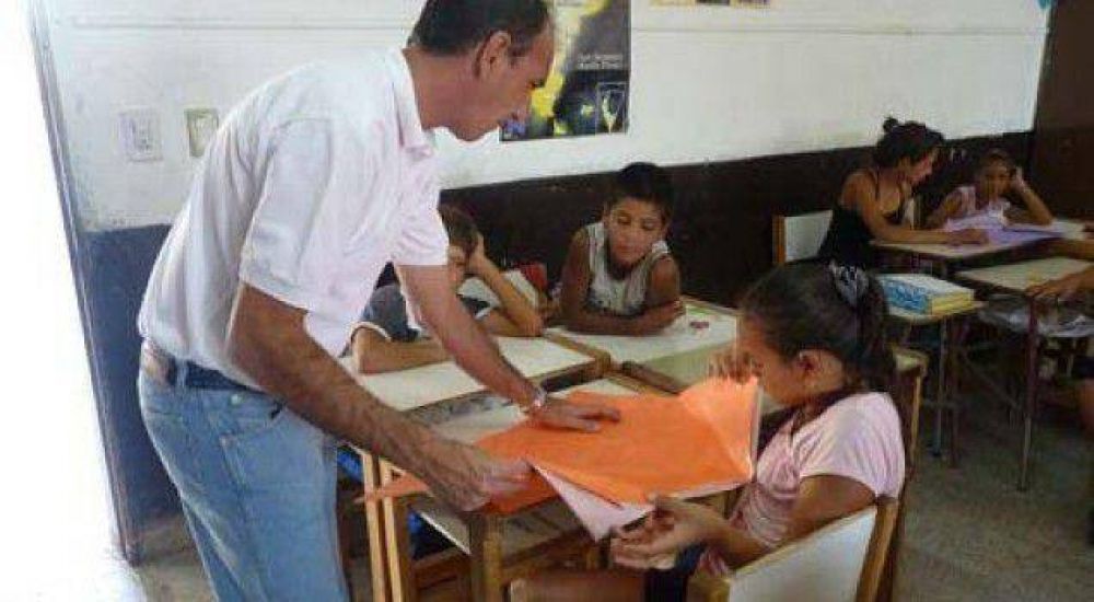 Docentes privados a�n no cobran el aguinaldo