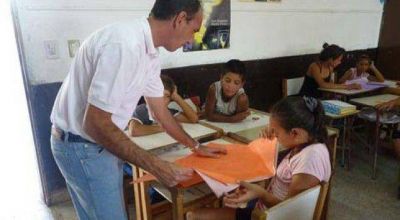 Docentes privados a�n no cobran el aguinaldo