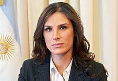 Ministra Caletti alienta que se denuncien las inconductas de magistrados