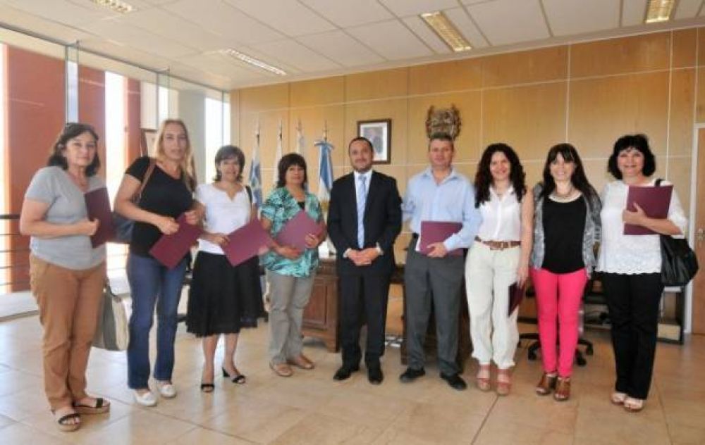 Docentes distinguidos de San Luis viajar�n al �Bett Londres 2014�